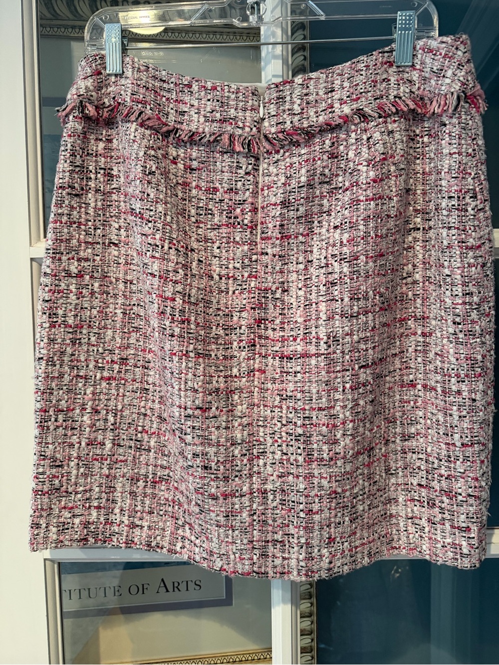 White House Black Market Pink Bouclé Tweed Mini Skirt